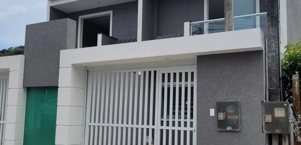 Sobrado com 2 Quartos à venda, 81m² no Centro, Matinhos