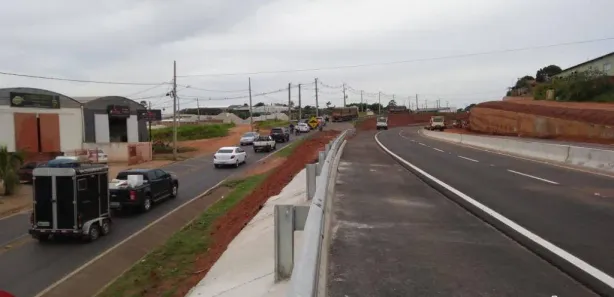 Lote/Terreno para venda ou aluguel, 2566m² no J. R. Lazaro, Mandaguaçu