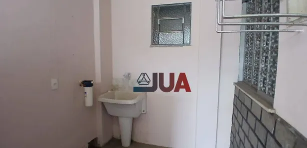 Casa com 2 Quartos para alugar, 84m² no Centro, Nova Iguaçu