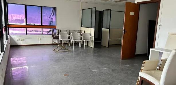 Sala Comercial à venda, 80m² no Parque Bela Vista, Salvador
