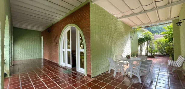 Casa de Condomínio com 4 Quartos à venda, 160m² no Balneario Praia do Perequê, Guarujá