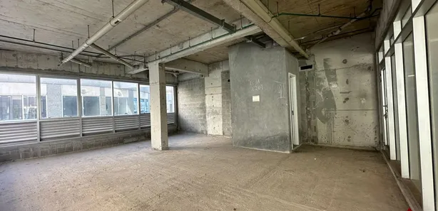 Ponto Comercial para alugar, 65m² no Barra Olímpica, Rio de Janeiro