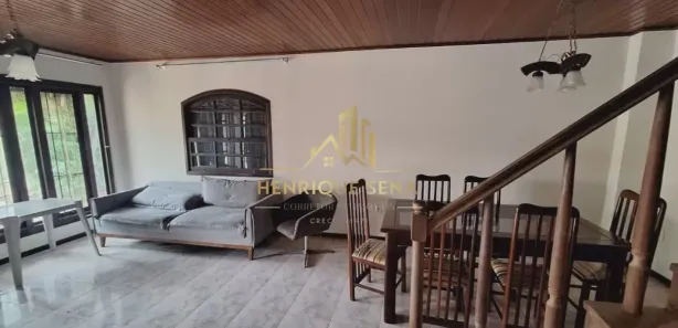 Casa com 4 Quartos à venda, 190m² no Centro, São Pedro da Aldeia