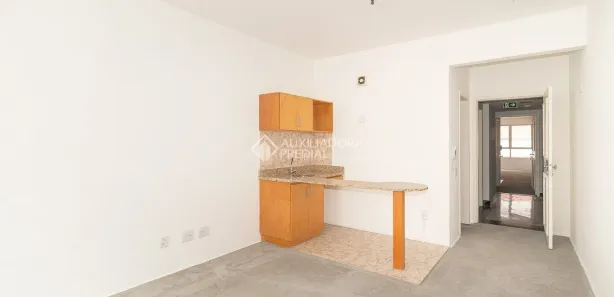 Kitnet com 1 Quarto para alugar, 35m² no Centro Histórico, Porto Alegre