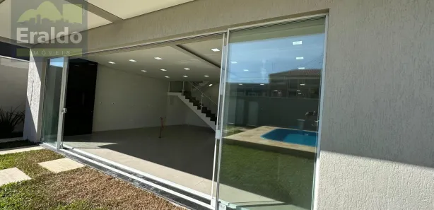 Sobrado com 4 Quartos à venda, 234m² no Balneário Marajó, Matinhos