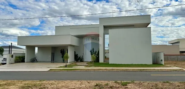 Casa de Condomínio com 3 Quartos à venda, 316m² no Loteamento Jardins Siena, Araguaína