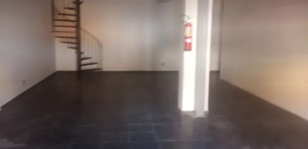 Ponto Comercial para alugar, 200m² no Santa Efigênia, Belo Horizonte