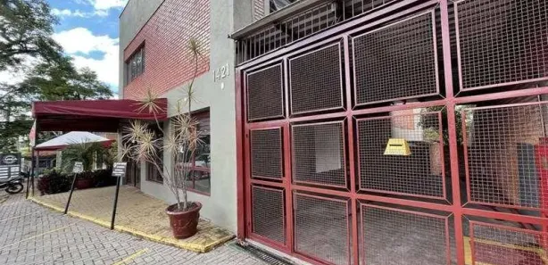 Sala Comercial à venda, 351m² no Chácara São João, Carapicuíba