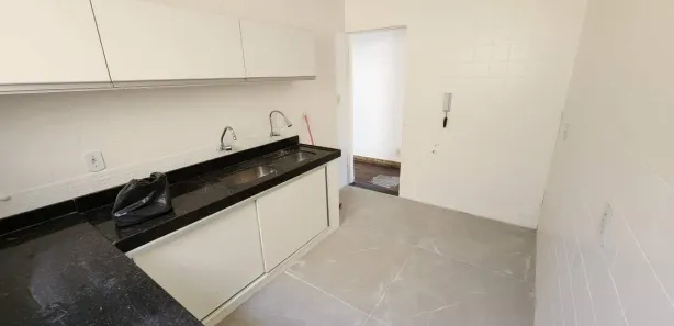 Casa com 6 Quartos para alugar, 250m² no Dona Clara, Belo Horizonte