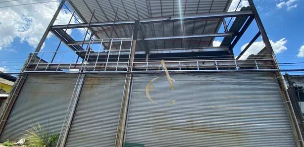 Galpão/Depósito/Armazém para alugar, 700m² no Centro, Nova Iguaçu