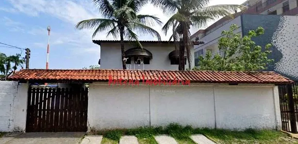 Casa com 4 Quartos à venda, 391m² no Enseada, Guarujá