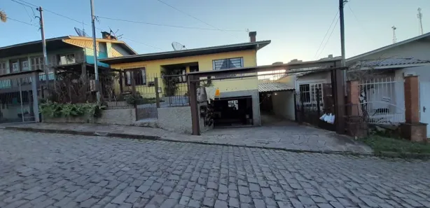 Casa com 3 Quartos à venda, 331m² no Jardim Eldorado, Caxias do Sul