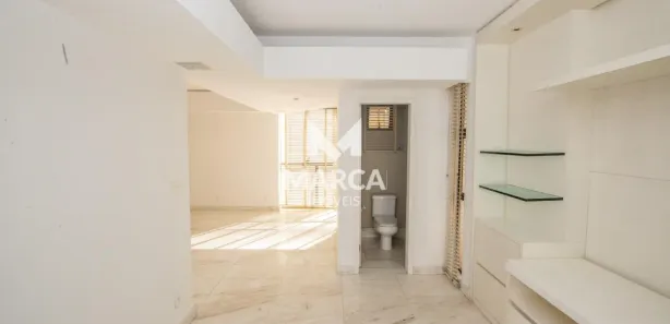 Apartamento com 3 Quartos para alugar, 170m² no Santo Antônio, Belo Horizonte