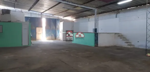 Ponto Comercial para alugar, 240m² no Parque São Cristóvão, Taubaté