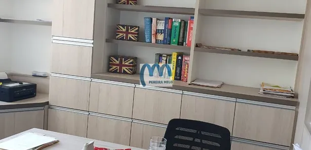 Sala Comercial à venda, 27m² no Centro, São Gonçalo