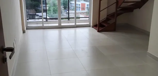 Cobertura com 3 Quartos para alugar, 180m² no Caonze, Nova Iguaçu