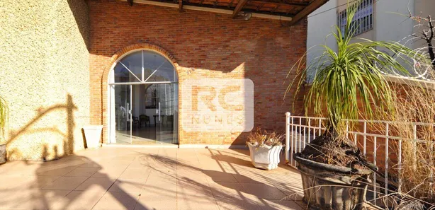 Casa com 4 Quartos à venda, 458m² no São Lucas, Belo Horizonte