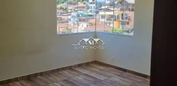 Apartamento com 3 Quartos para alugar, 180m² no Carangola, Petrópolis