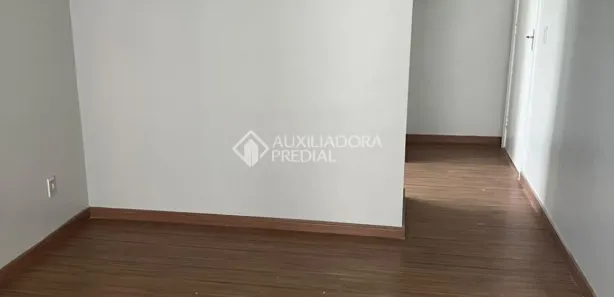 Apartamento com 3 Quartos para alugar, 67m² no Igara, Canoas