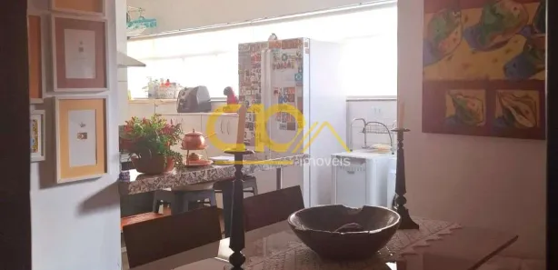 Prédio Comercial com 4 Quartos à venda, 140m² no São Lucas, Belo Horizonte