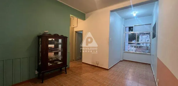 Apartamento com 1 Quarto à venda, 45m² no Leme, Rio de Janeiro