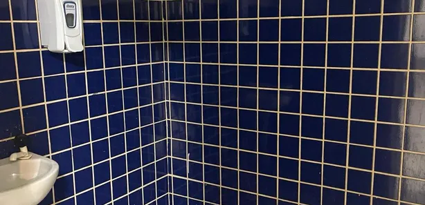 Prédio Comercial para alugar, 60m² no Centro, Camaçari