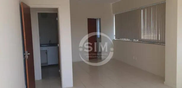 Sala Comercial para alugar, 50m² no Centro, Cabo Frio
