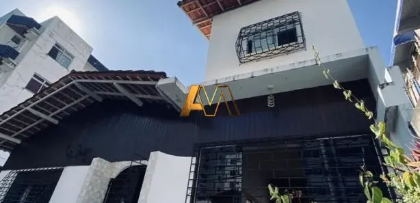 Casa com 4 Quartos à venda, 250m² no Pituba, Salvador