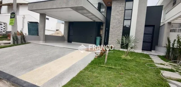 Casa de Condomínio com 3 Quartos à venda, 175m² no Castelo, Tremembé