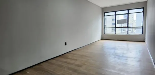 Sala Comercial à venda, 61m² no São Pelegrino, Caxias do Sul