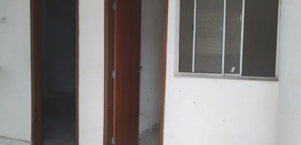 Casa com 2 Quartos para alugar, 35m² no Alecrim, Natal