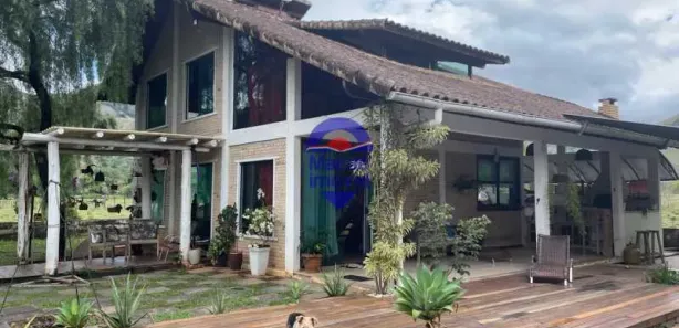 Fazenda/Sítio com 4 Quartos à venda, 250m² no Trapiche, Macaé
