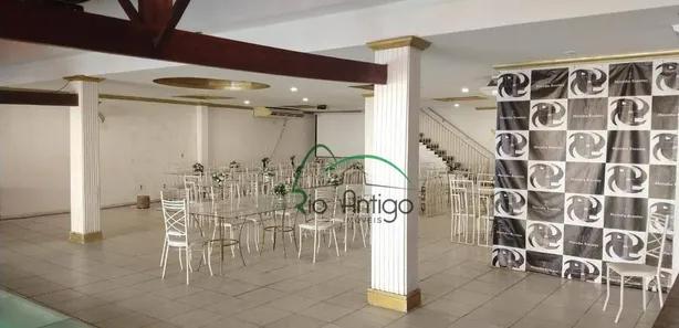 Ponto Comercial para alugar, 650m² no Tanque, Rio de Janeiro