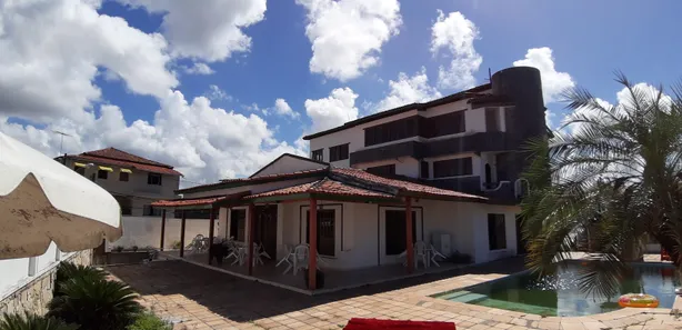 Sobrado com 8 Quartos à venda, 1900m² no Centro, Lauro de Freitas