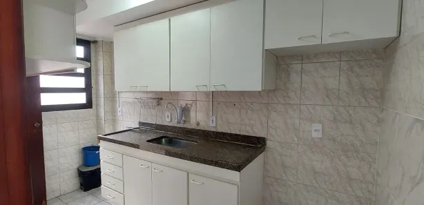 Casa de Condomínio com 2 Quartos à venda, 66m² no Jardim Las Palmas, Guarujá