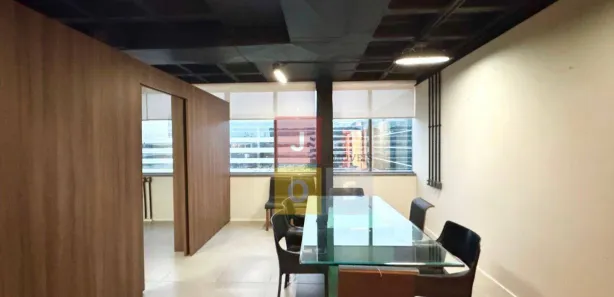 Sala Comercial para alugar, 47m² no Barra Olímpica, Rio de Janeiro