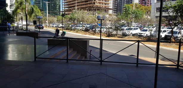 Ponto Comercial para alugar, 366m² no Asa Norte, Brasília