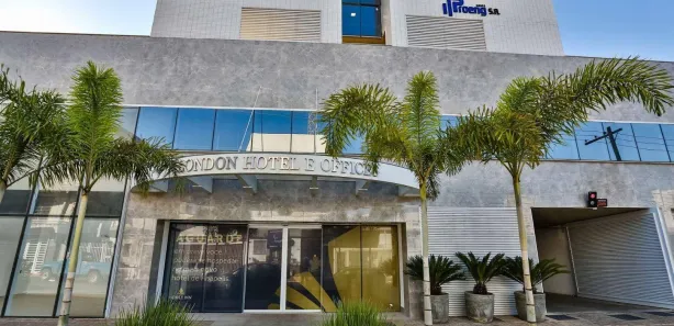 Sala Comercial à venda, 30m² no Centro, Anápolis