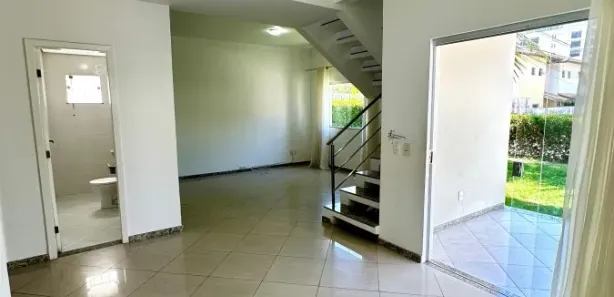 Casa de Condomínio com 4 Quartos para alugar, 200m² no Buraquinho, Lauro de Freitas