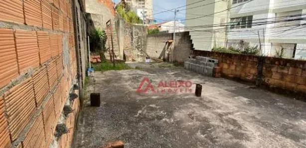 Casa com 5 Quartos à venda, 450m² no São Lucas, Belo Horizonte
