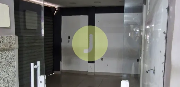 Ponto Comercial para alugar, 22m² no Campo Grande, Rio de Janeiro