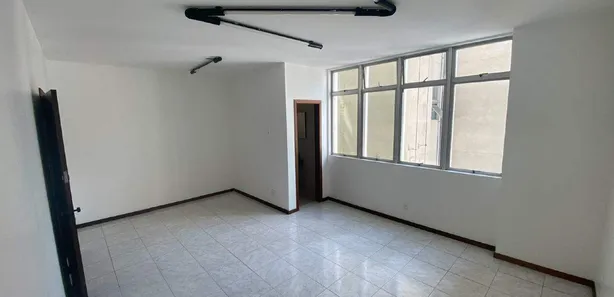 Sala Comercial à venda, 28m² no Santo Agostinho, Belo Horizonte