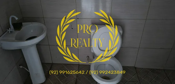 Galpão/Depósito/Armazém com 3 Quartos para venda ou aluguel, 540m² no Santo Antônio, Manaus