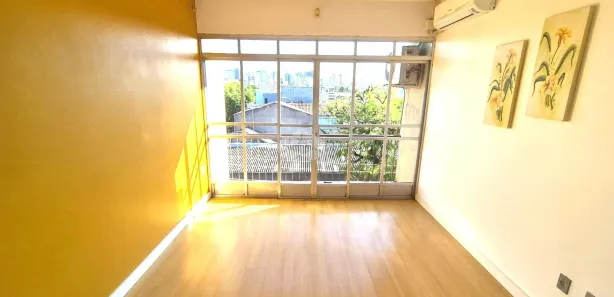 Apartamento com 2 Quartos à venda, 74m² no São Geraldo, Porto Alegre