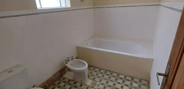 Casa com 6 Quartos para alugar, 200m² no Funcionários, Belo Horizonte