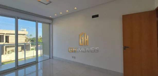 Casa de Condomínio com 4 Quartos à venda, 205m² no Vila Rosa, Goiânia