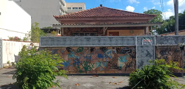 Casa com 2 Quartos para alugar, 210m² no Campo Grande, Rio de Janeiro