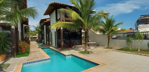 Casa com 3 Quartos para venda ou aluguel, 136m² no Peró, Cabo Frio