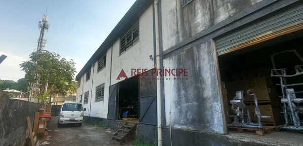 Galpão/Depósito/Armazém à venda, 1352m² no Taquara, Rio de Janeiro