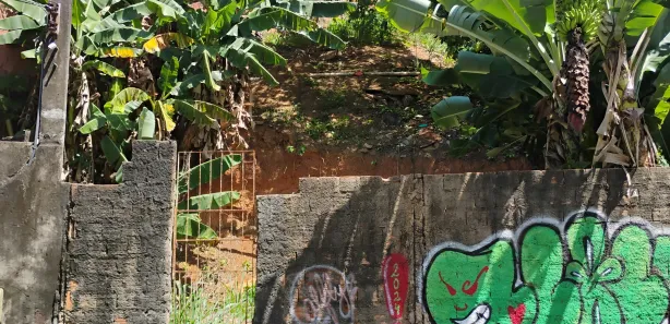 Lote/Terreno à venda, 136m² no Itapuã, Salvador